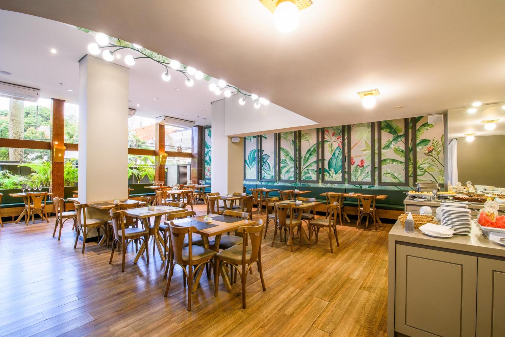 Slaviero Flat 4* Londrina