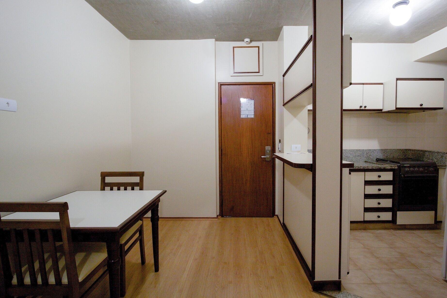 Slaviero Flat